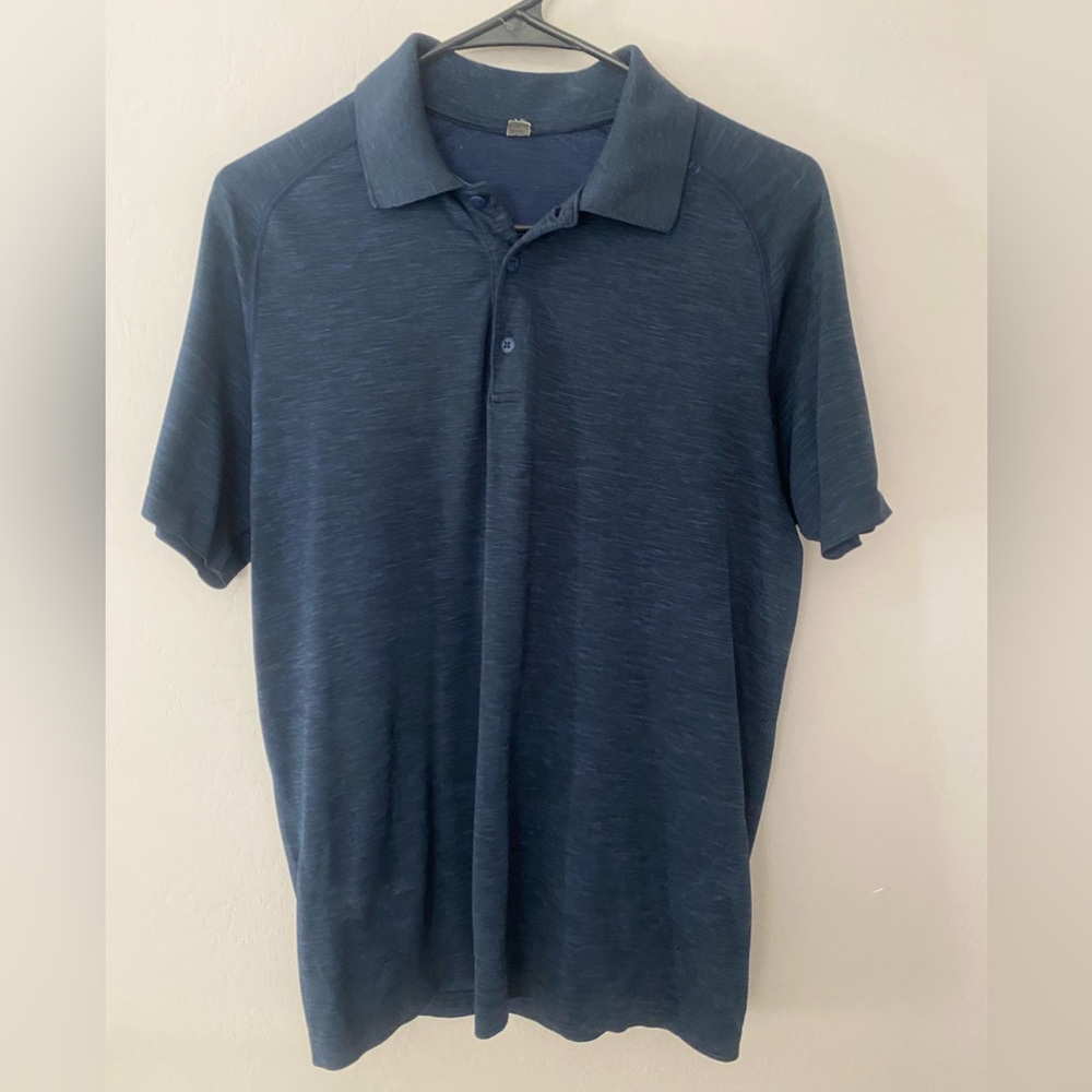 Men's Lululemon polo shirt